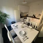 Elboase Mit Zwei Schlafzimmern *