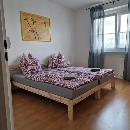 Elboase Mit Zwei Schlafzimmern Maagdenburg
