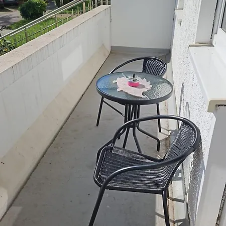 Elboase Mit Zwei Schlafzimmern Magdebourg